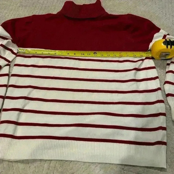 Kirundo woman’s sweater large - Picture 3 of 7